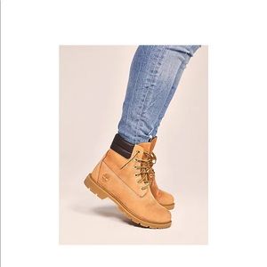 NWOT Timberland boots!